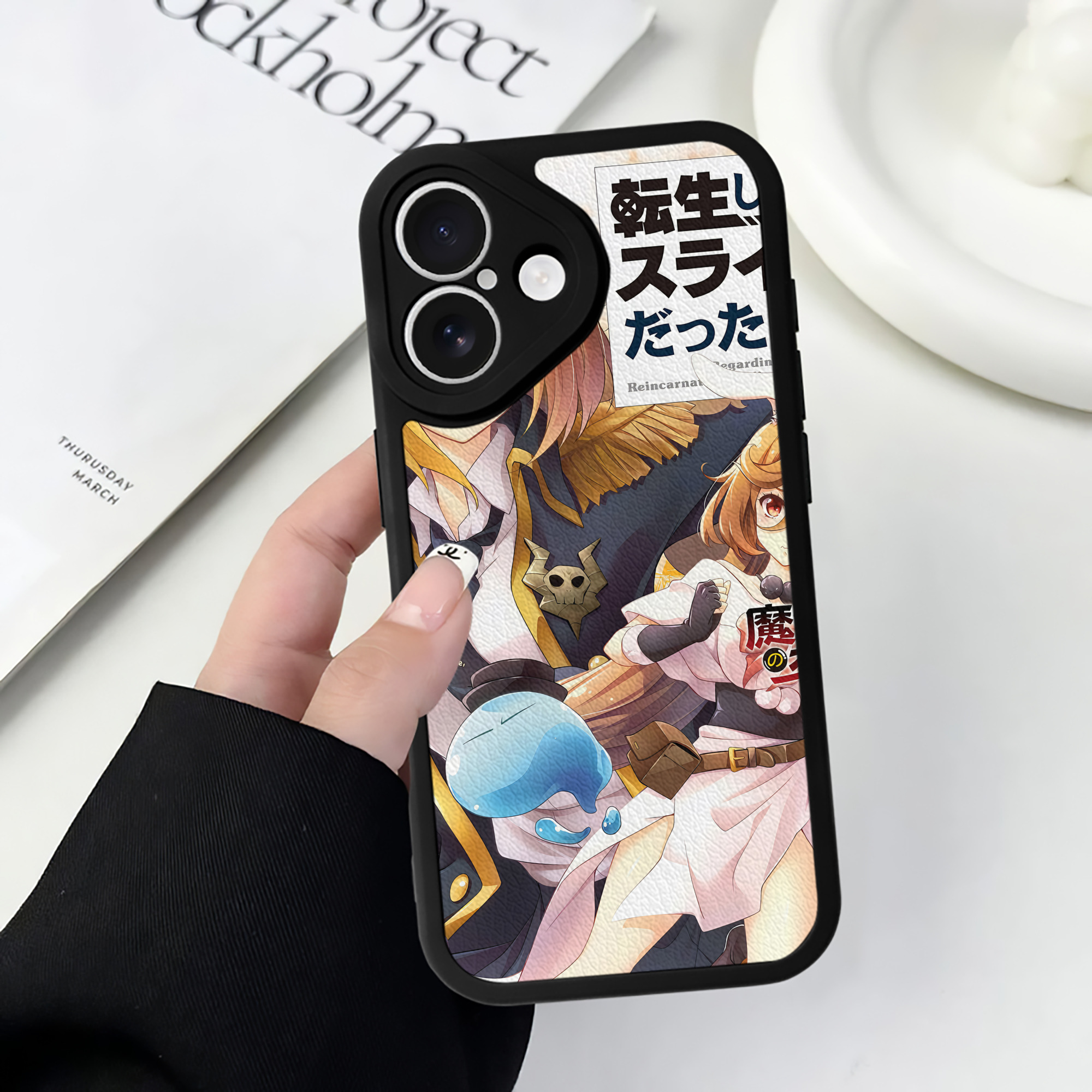 （画像用） 転スラ Regarding Reincarnated to Slime 【iPhone 16シリーズ対応】シリコンスマホケース（レザー調） 材質：シリコン